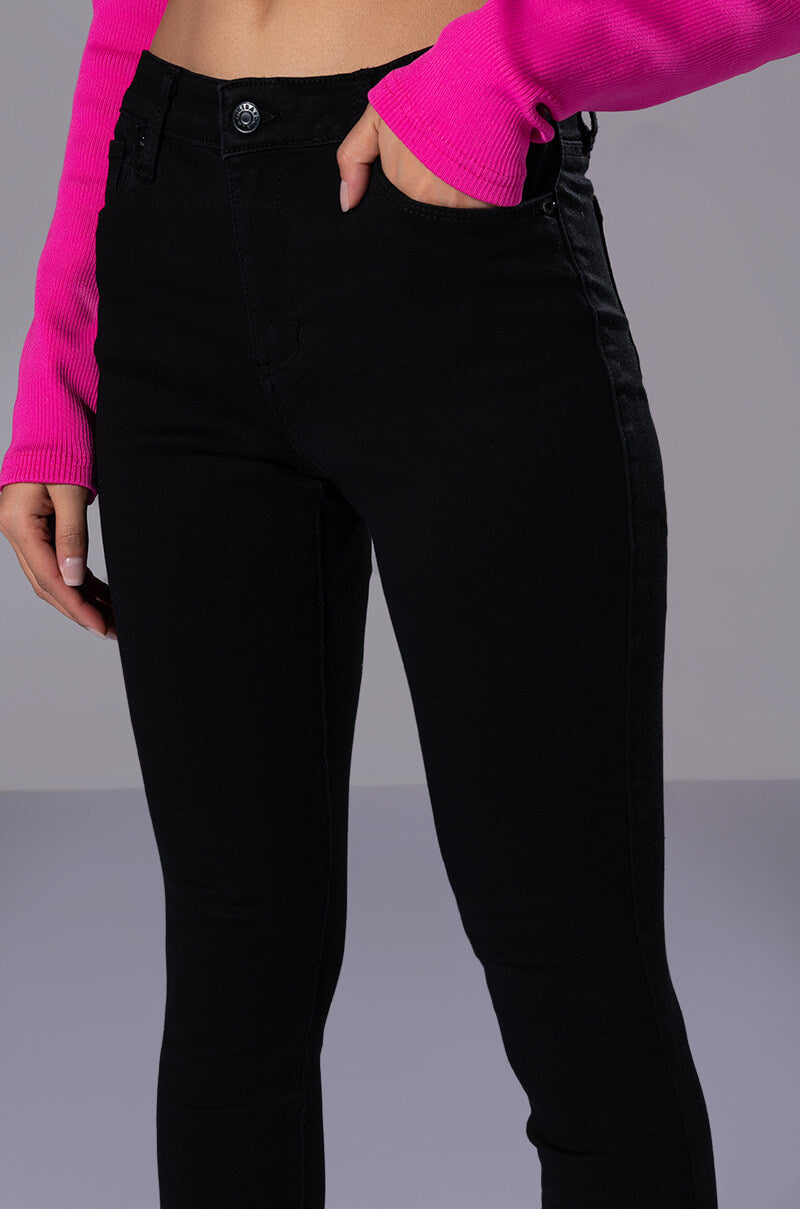 FLEX FIT EXTREME STRETCH HIGH WAISTED SKINNY JEANS