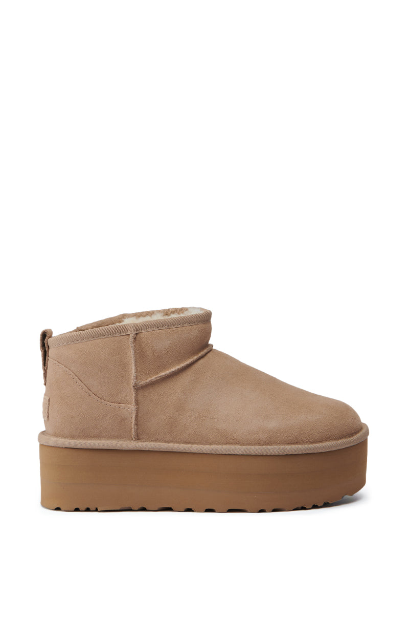 UGG CLASSIC ULTRA MINI PLATFORM IN SAND