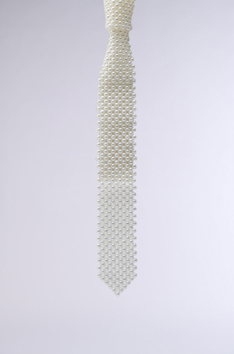 PEARLY TIE