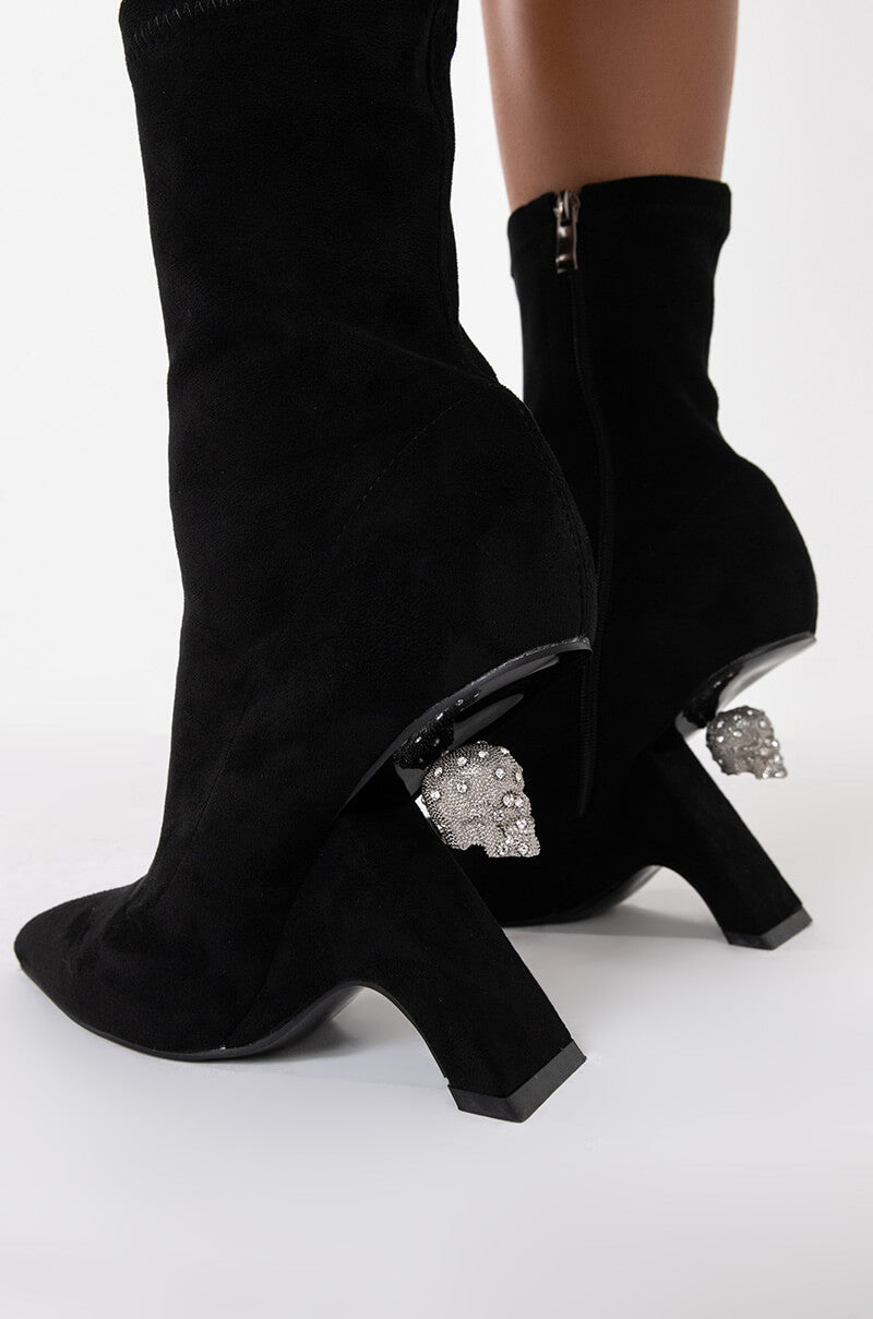 AZALEA WANG STEPPING ON DIAMONDS BOOTIE IN BLACK