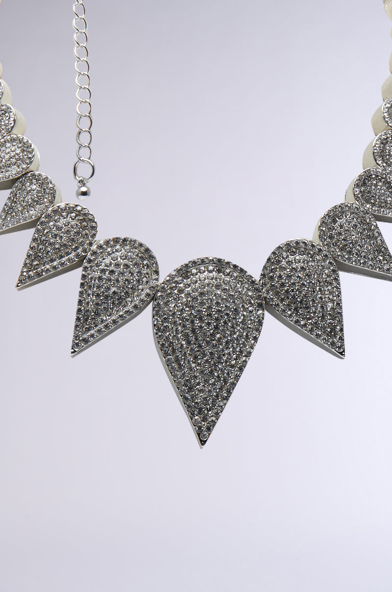 ICE PRINCESS STATEMENT NECKLACE