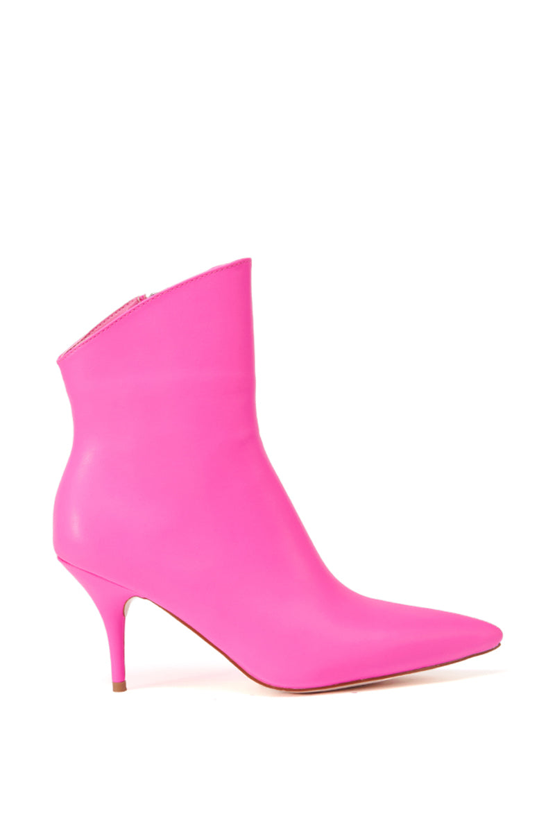 AZALEA WANG LANDYN PINK BOOTIE