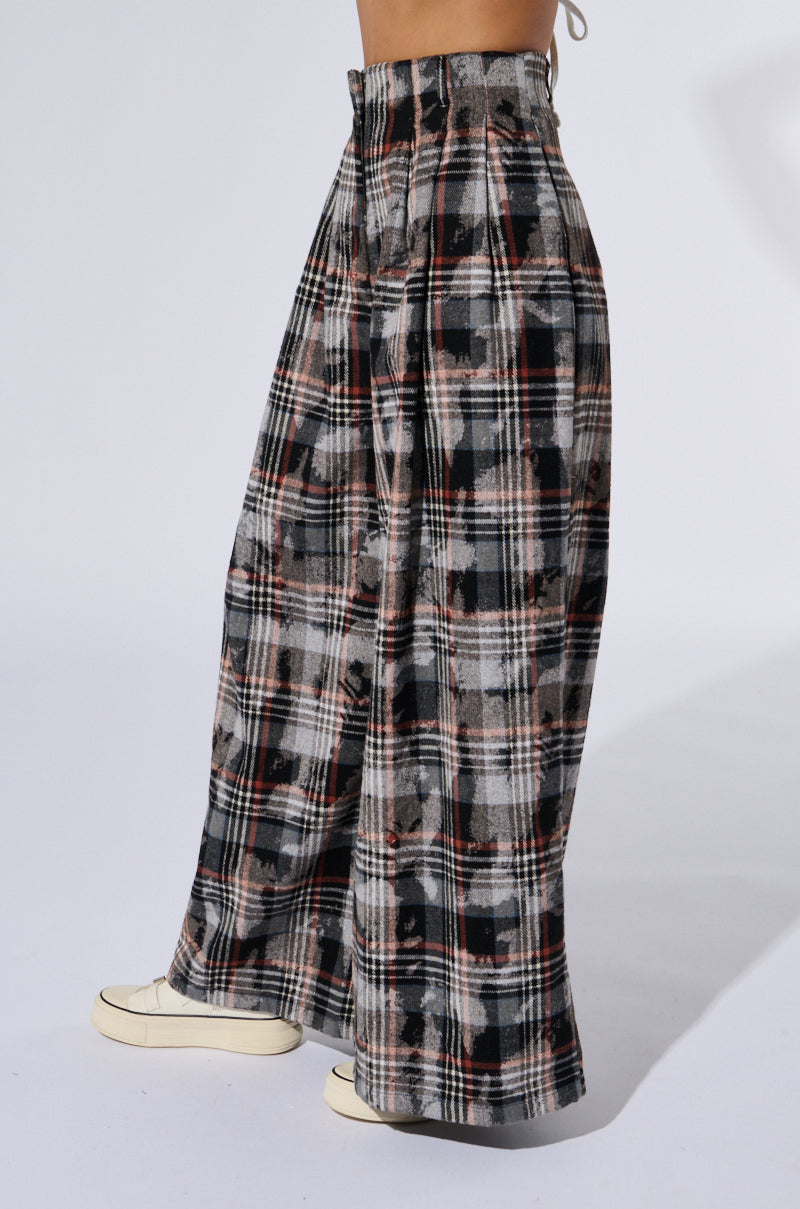 PLAID SWAGGER SLACKS