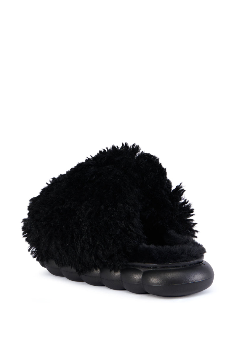 AZALEA WANG LAWSON BLACK SLIPPER