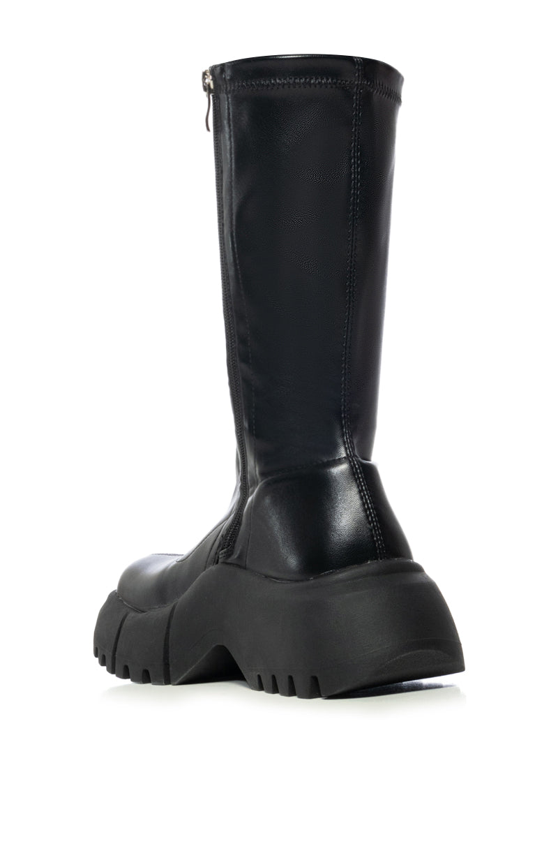 AZALEA WANG SWEETBAY BLACK FUTURISTIC BOOT