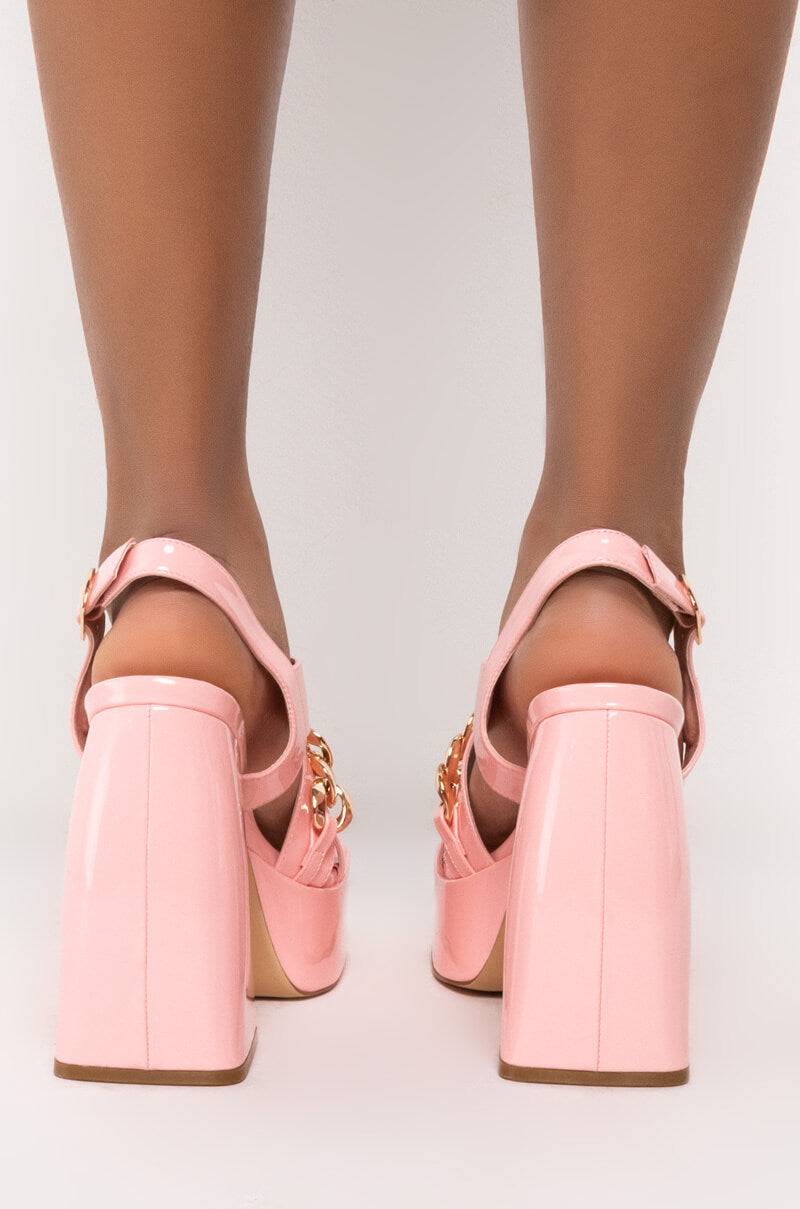AZALEA WANG NOT GOING HOME CHUNKY SANDAL IN PINK