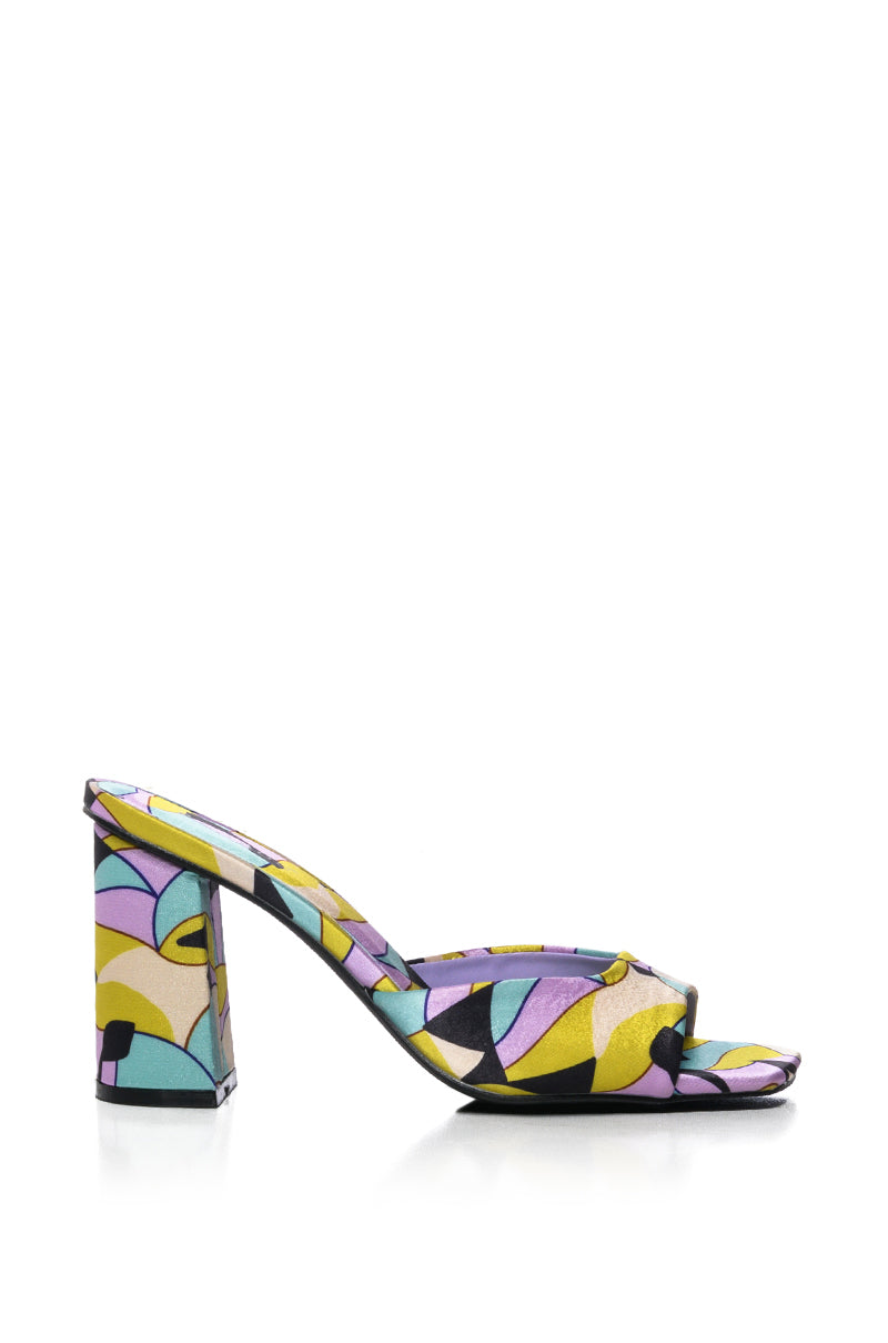 UNTOLD PATTERN DESIGN CHUNKY SANDAL IN PURPLE