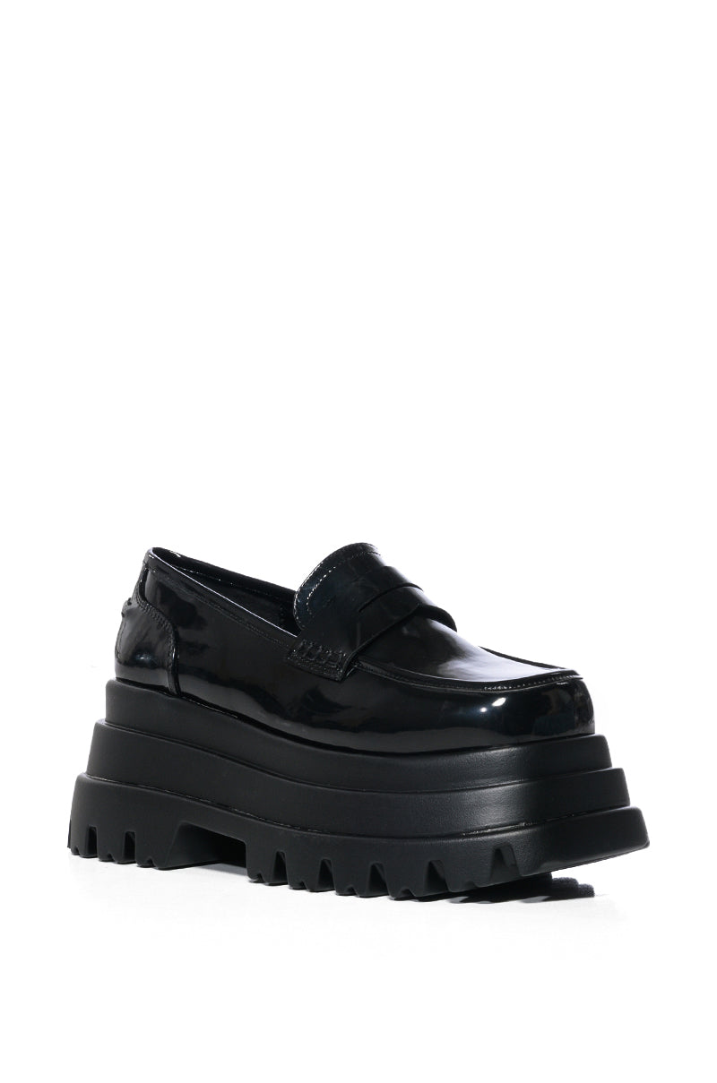 AZALEA WANG ALEO BASIC FLATFORM LOAFER IN BLACK