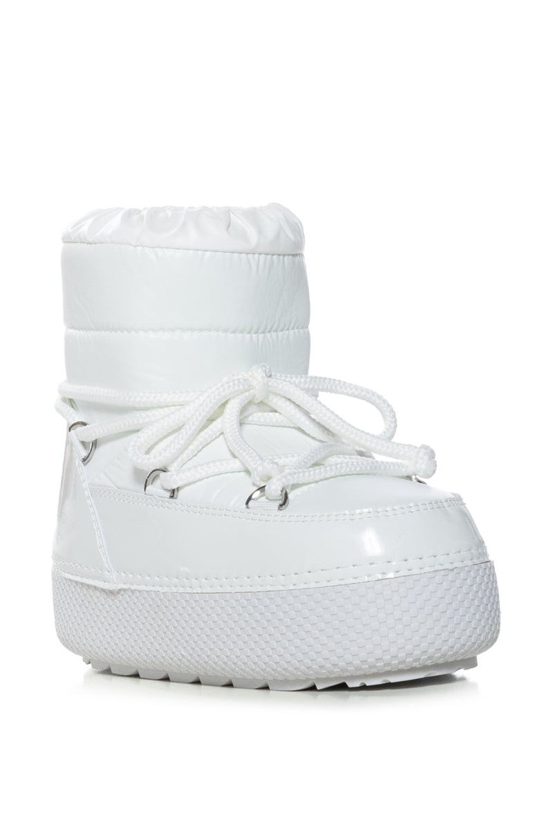 AZALEA WANG SNOW ANGEL WHITE FLAT BOOTIE