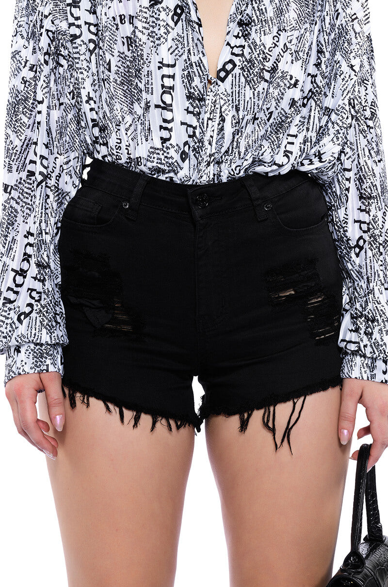 BELLA VITA DISTRESSED DENIM SHORT