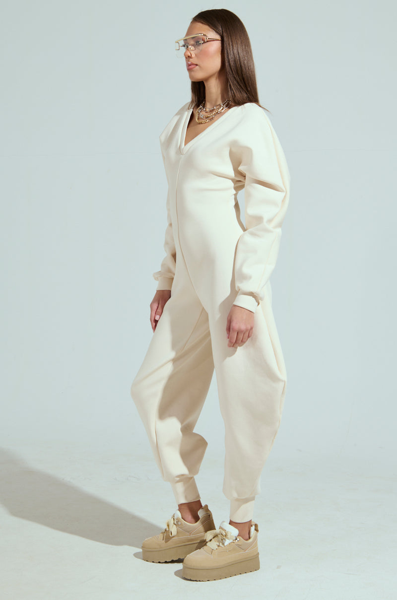 COMFY COZY SWEATSHIRT JUMPSUIT IN BONE