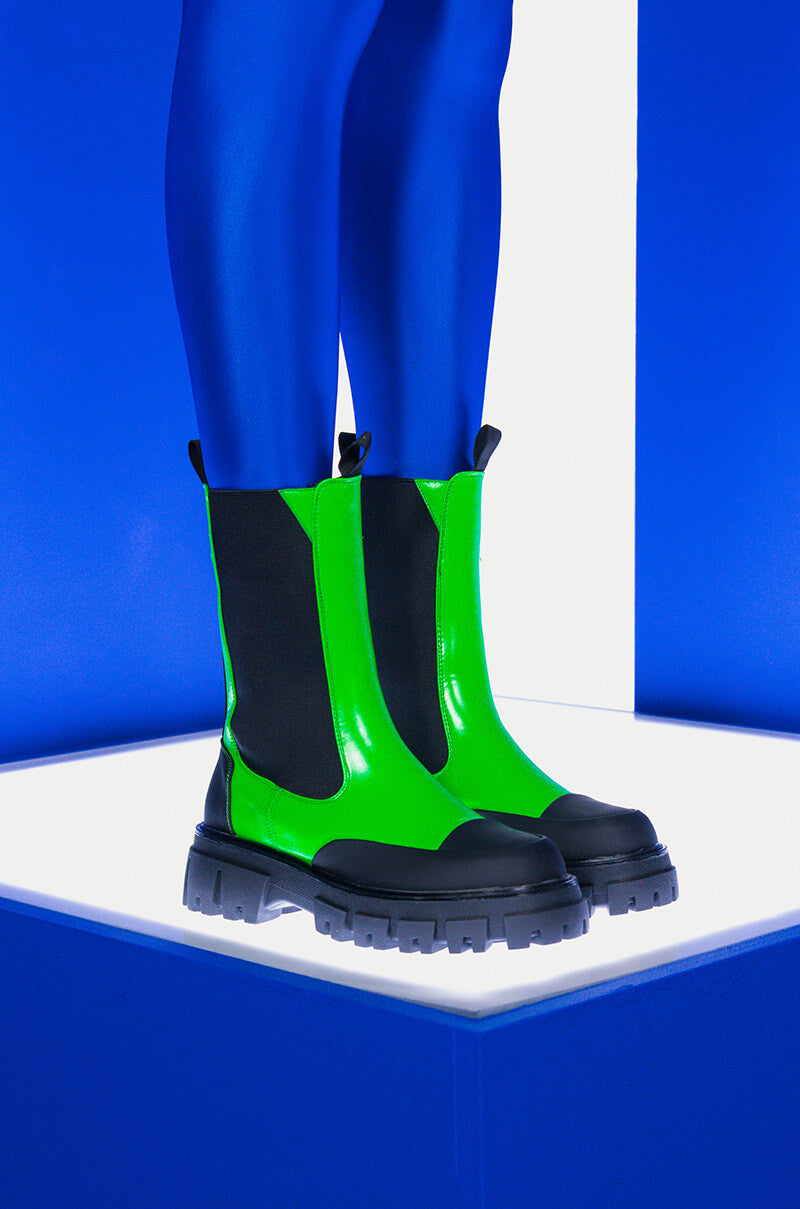 AZALEA WANG CRAZY LIKE ME FLATFORM BOOTIE IN GREEN