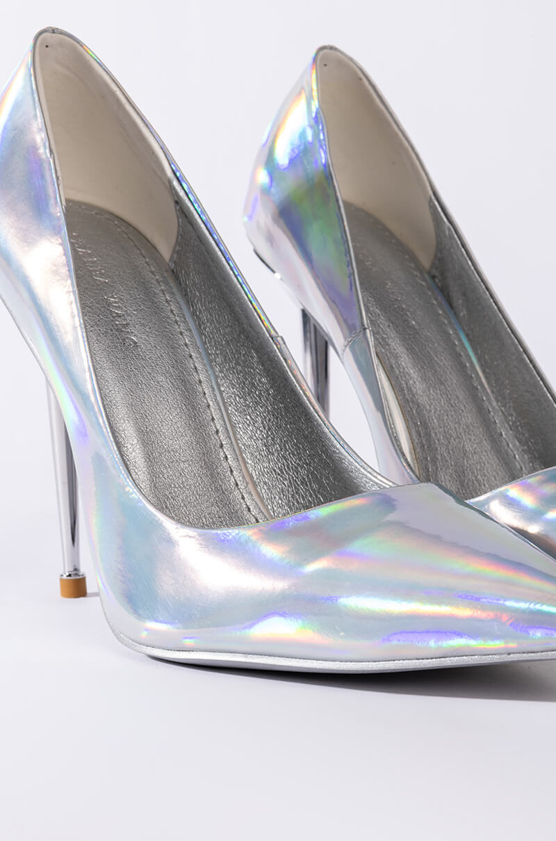 AZALEA WANG OFF THE GRID STILETTO PUMP IN SILVER