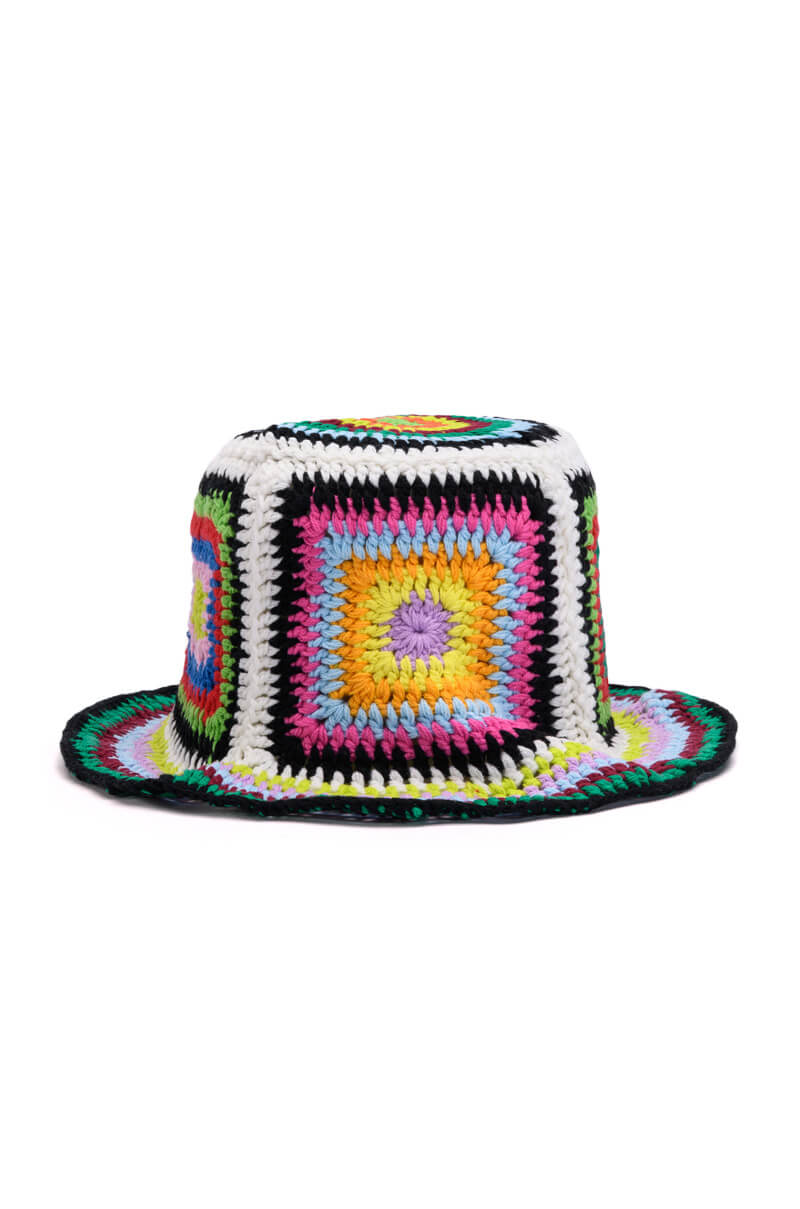 I WANNA RUN AWAY CROCHET BUCKET HAT