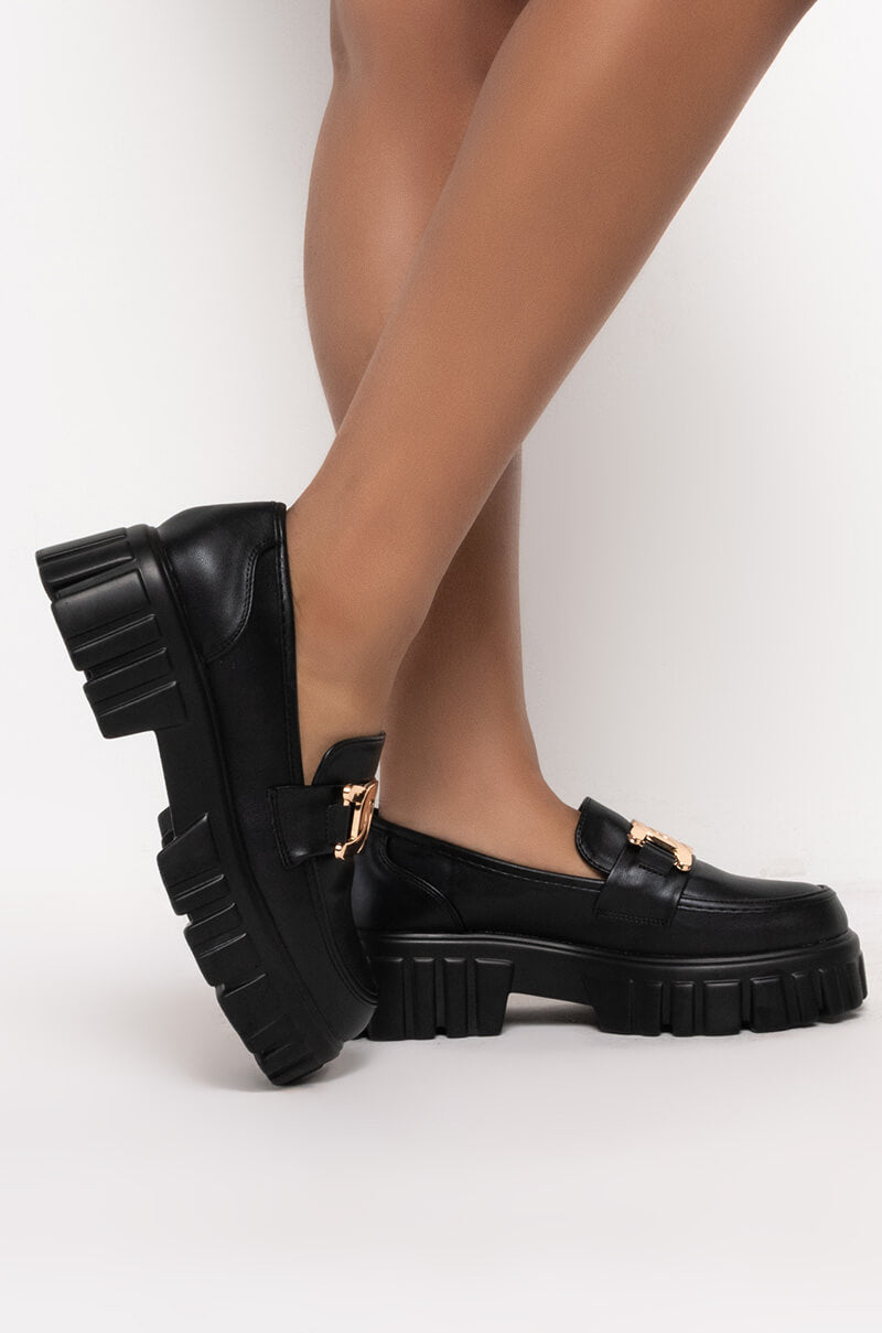 AZALEA WANG NO TIME IS WASTED FLATFORM LOAFER IN BLACK