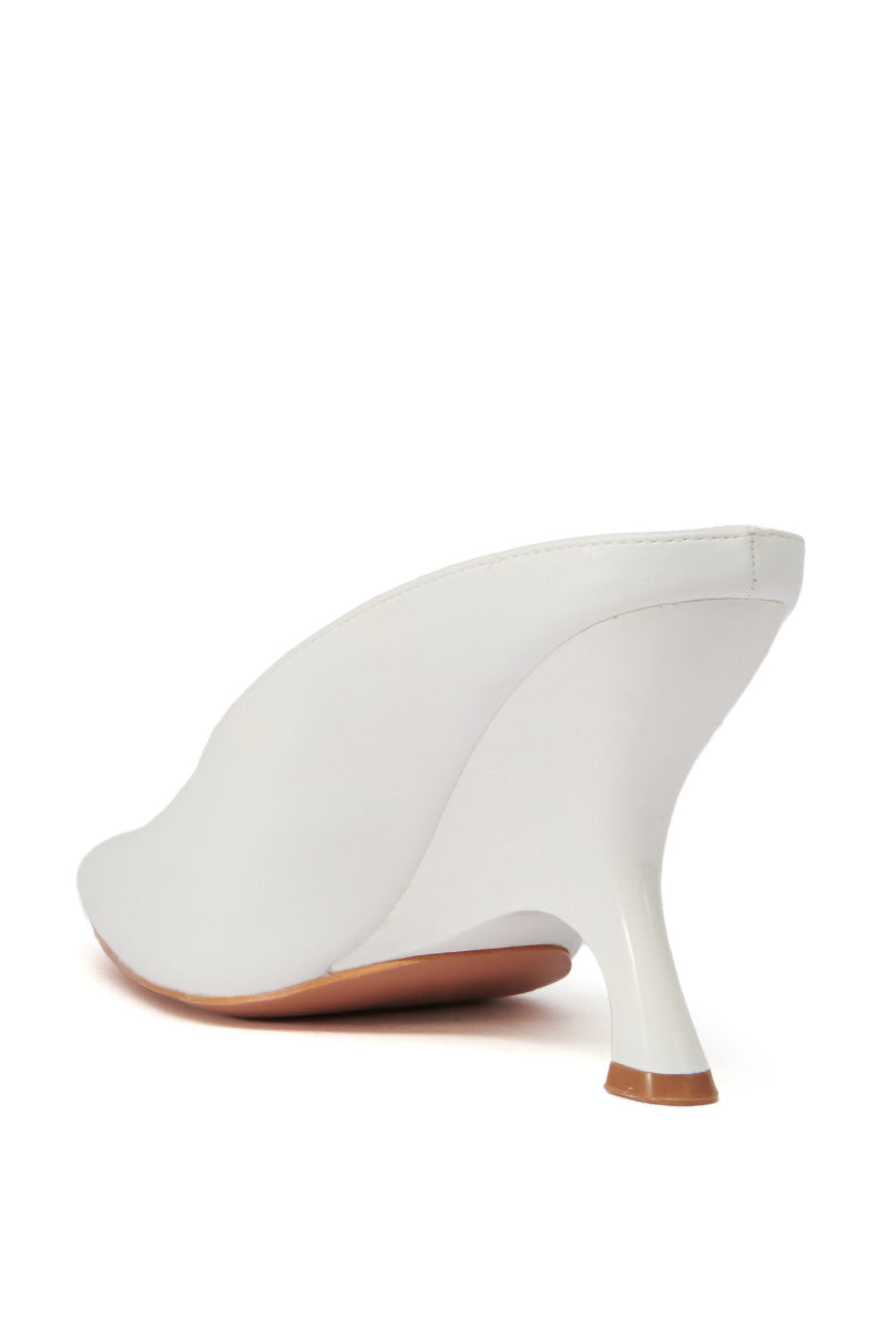 AZALEA WANG LEDGER WHITE PUMP