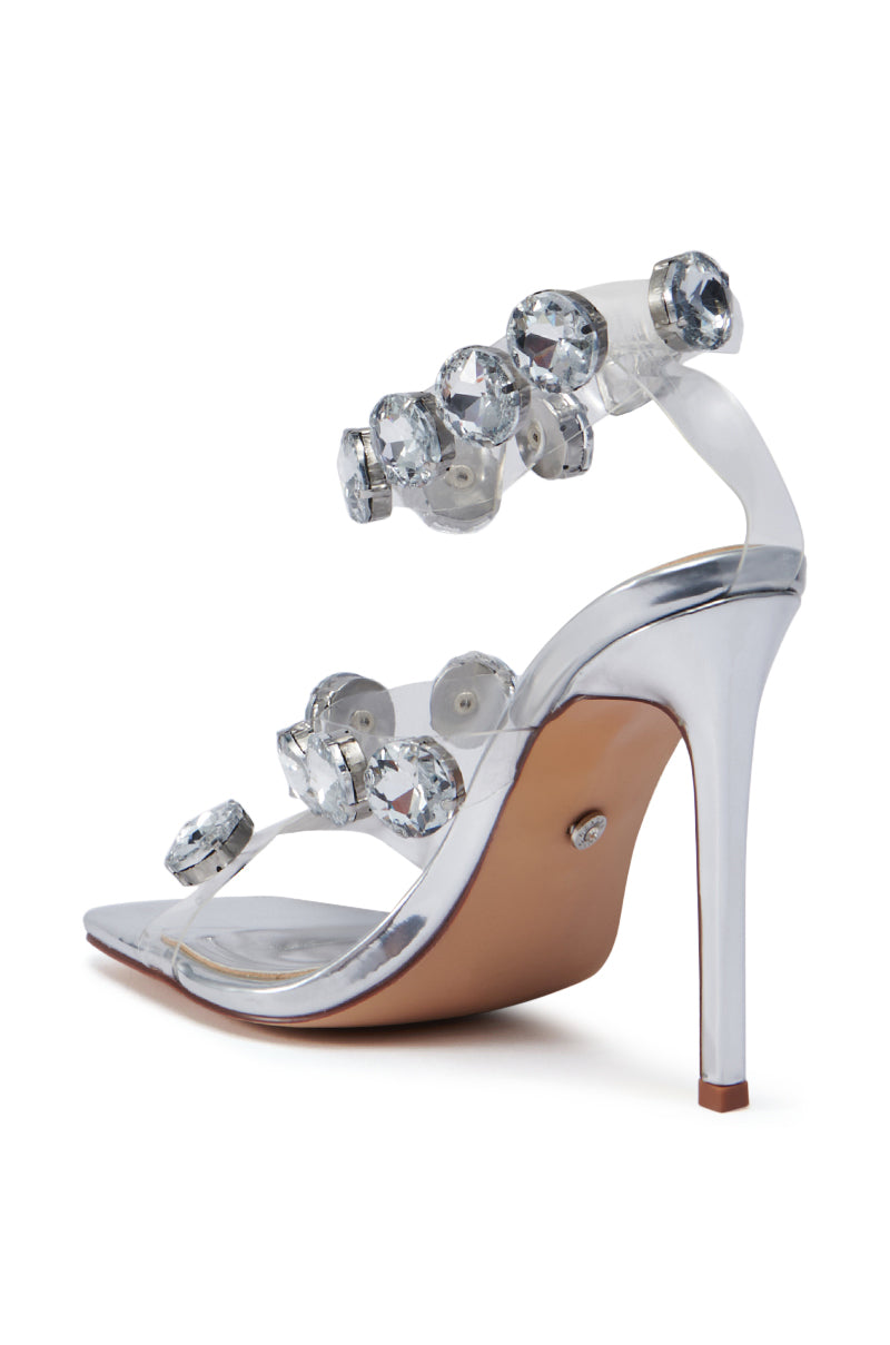 AZALEA WANG EVERLY BLINGED OUT CHUNKY SANDAL IN SILVER