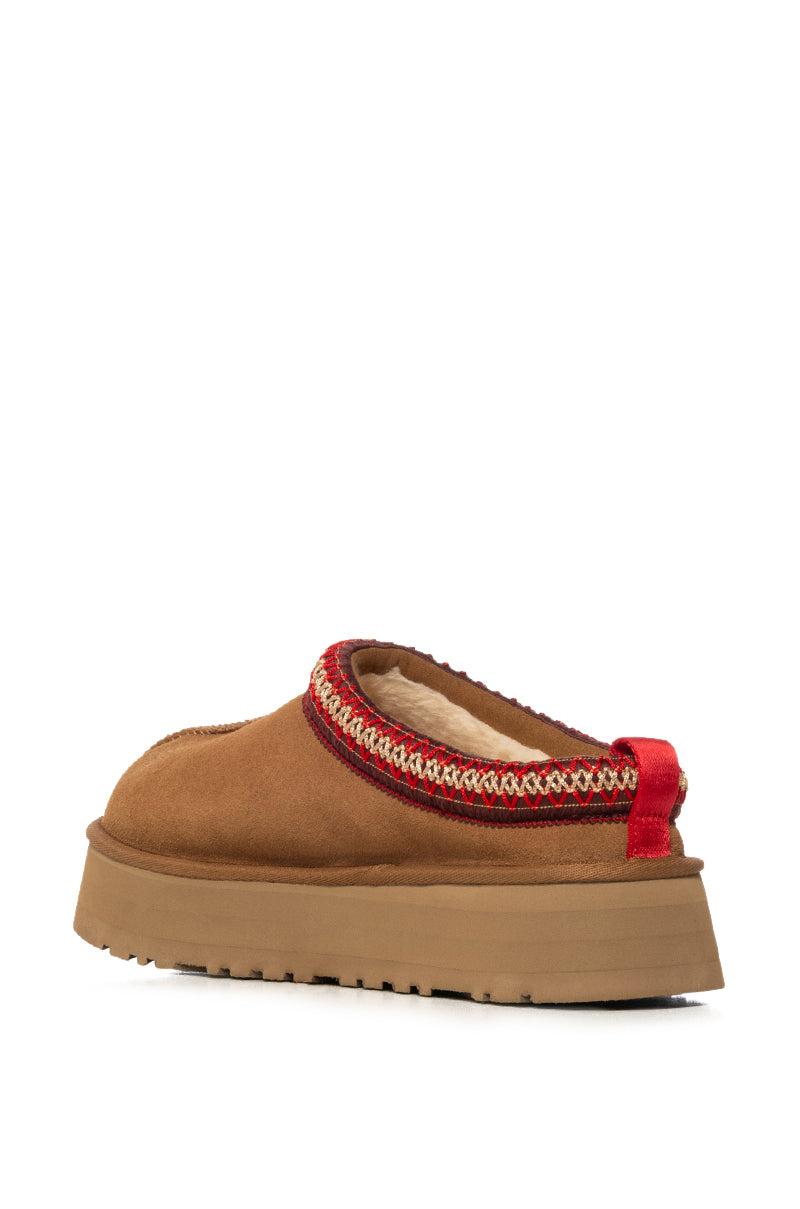 UGG TAZZ FLAT SLIPPER IN CHESTNUT