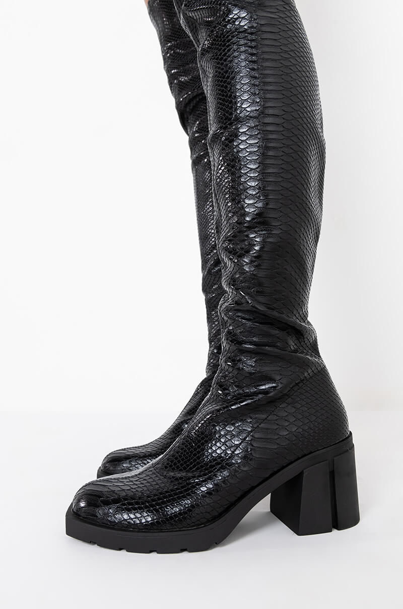 AZALEA WANG SEE ME IN YOUR DREAMS CHUNKY BOOT IN BLACK