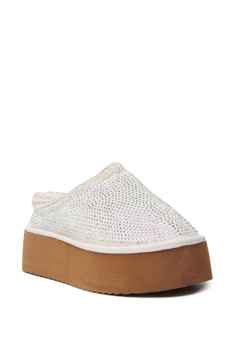 AZALEA WANG DAVIAT WHITE EMBELLISHED SLIPPER FLAT