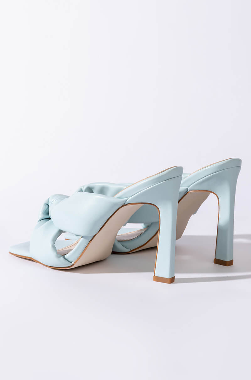 AZALEA WANG SWEET LIKE SUNDAY CHUNKY SANDAL IN BLUE
