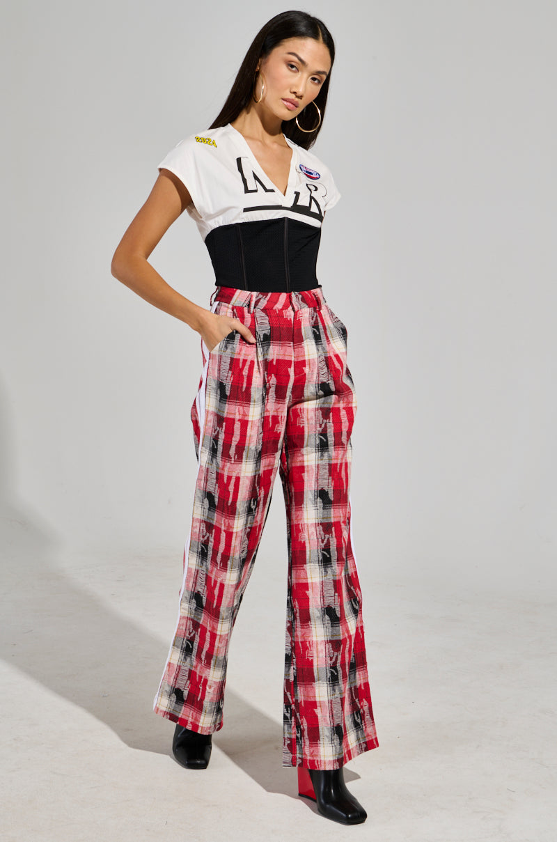 CRAZY LIKE ME PLAID TROUSER