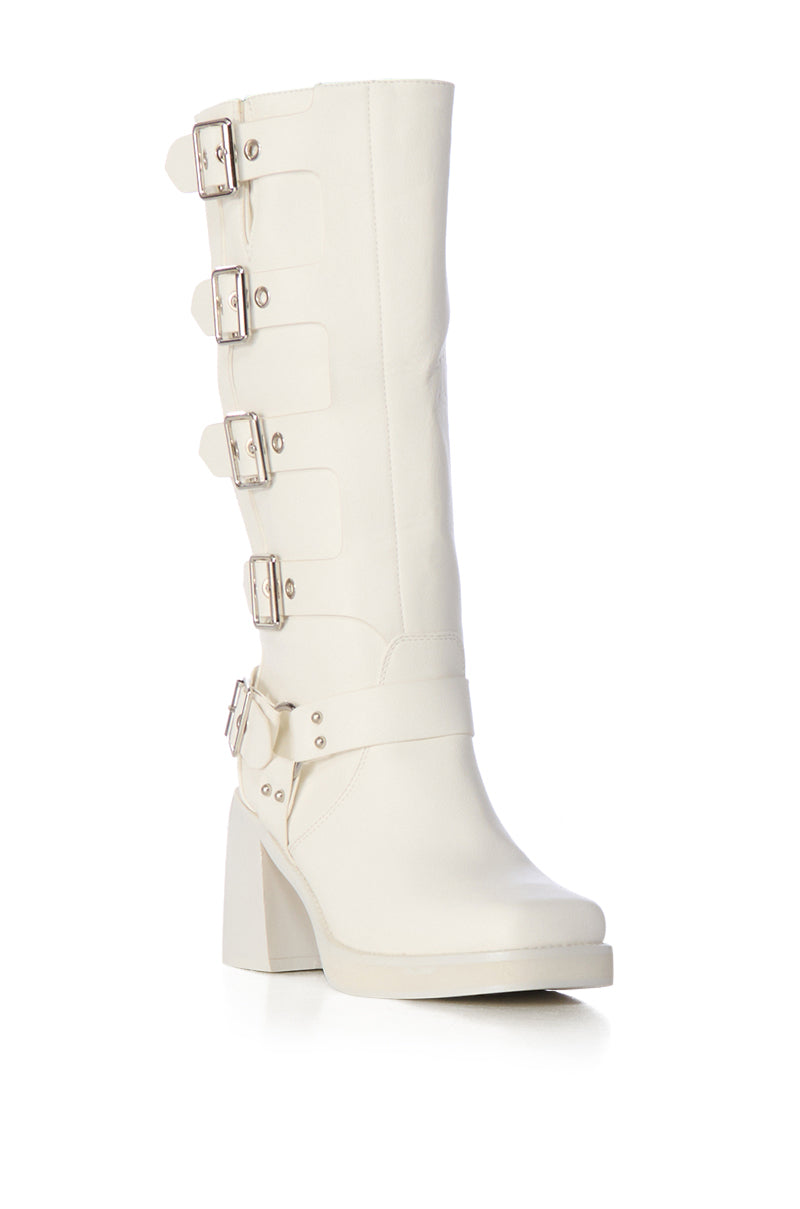 AZALEA WANG BRONSON WHITE CHUNKY BOOT WITH BUCKLE DETAIL