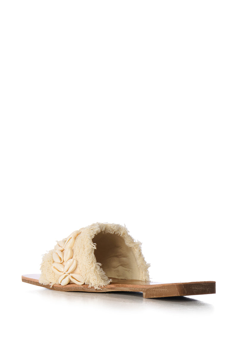 AZALEA WANG MARISA SEA SHELL DETAIL SANDAL