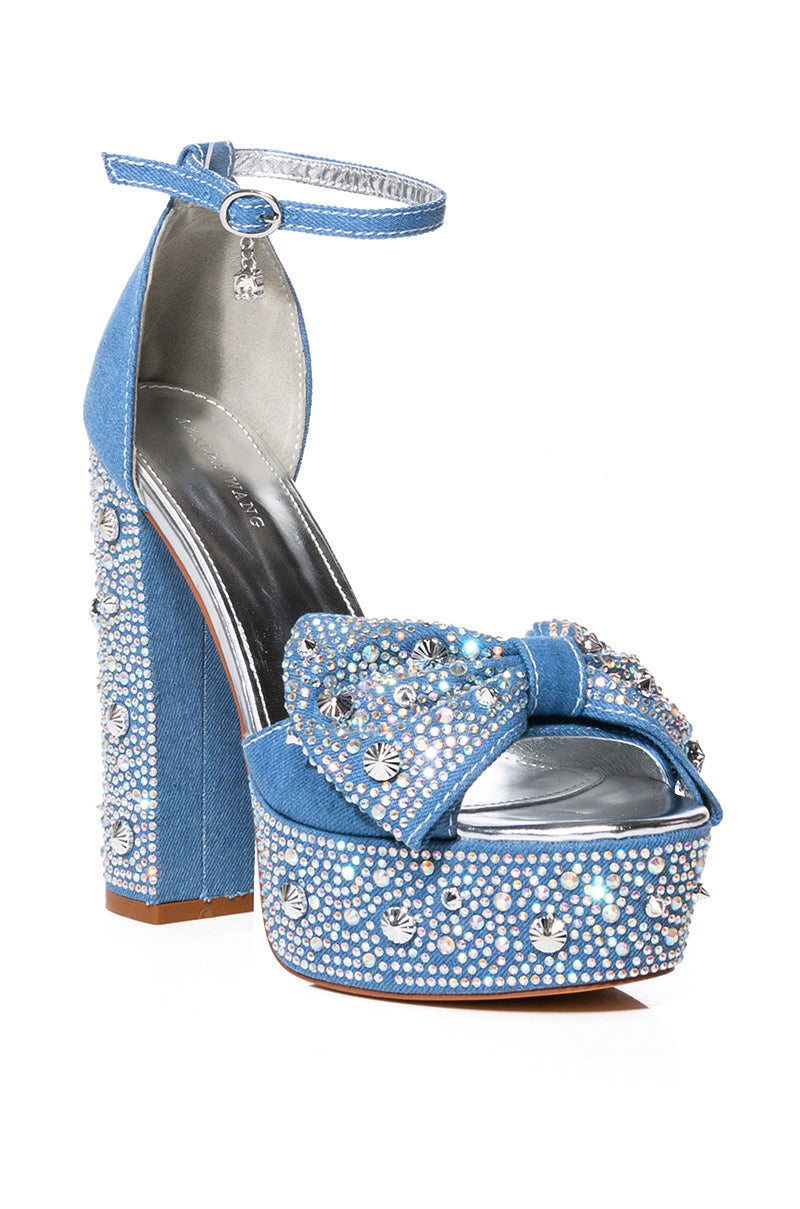 AZALEA WANG CHALINI EMBELLISHED BOW CHUNKY SANDAL IN DENIM