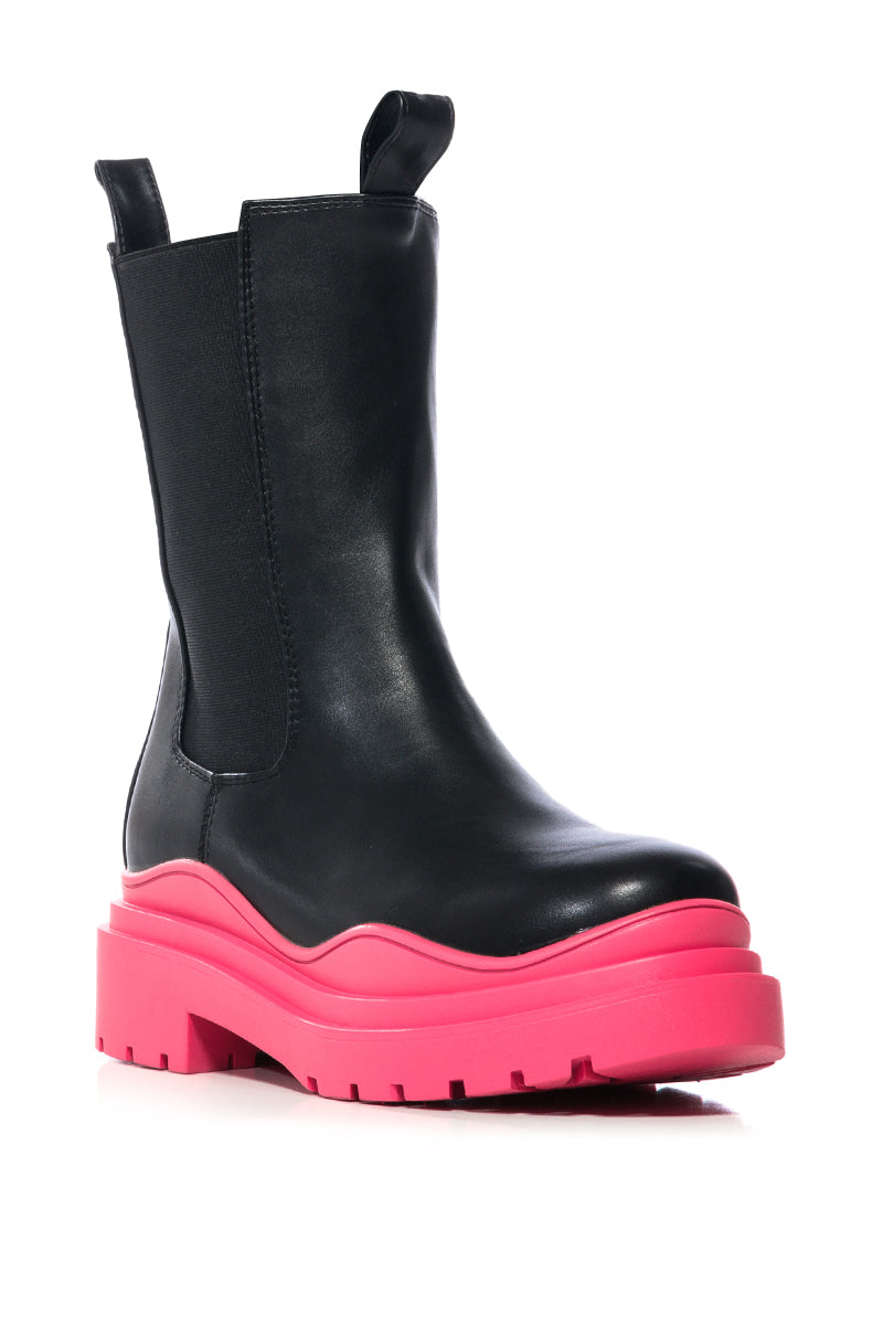 AZALEA WANG GHOSTED FLATFORM CHELSEA BOOT IN FUCHSIA