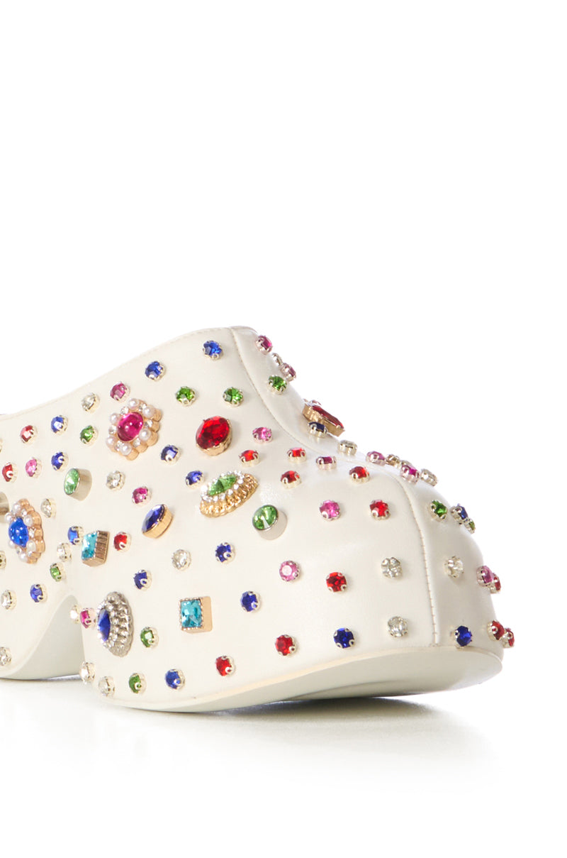 AZALEA WANG THURLOW WHITE EMBELLISHED CLOG