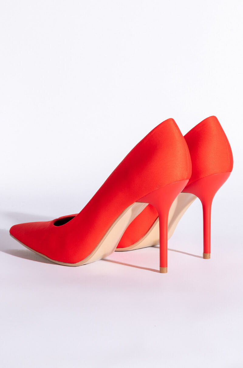 AZALEA WANG BRYNN STILETTO PUMP IN RED