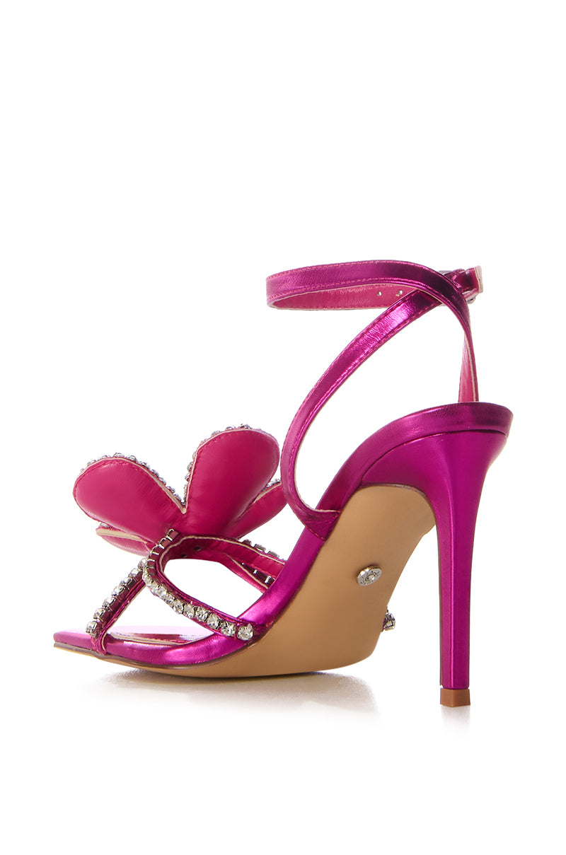 AZALEA WANG BEVIE FUCHSIA BUTTERFLY SANDAL