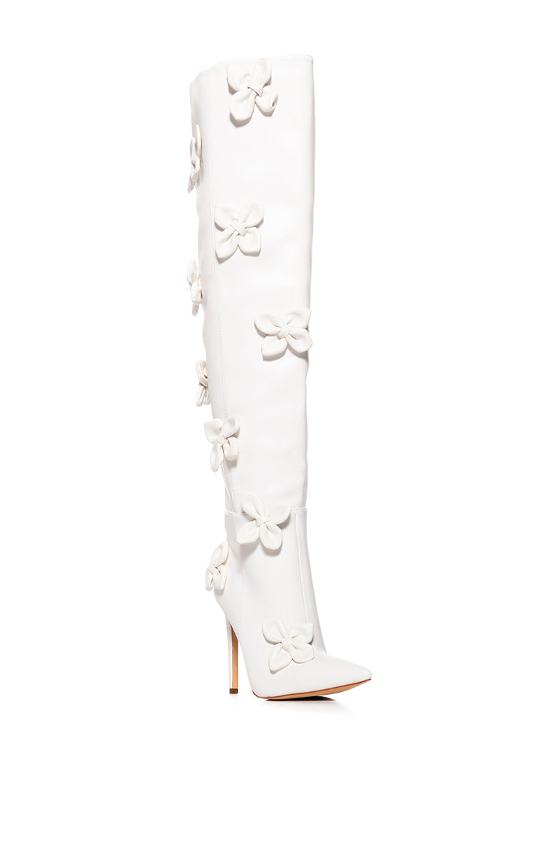 AZALEA WANG EFFIE WHITE FLOWER EMBELLISHED BOOT