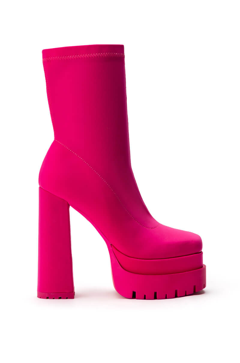 AZALEA WANG ICING MONOCHROME PINK CHUNKY BOOTIE