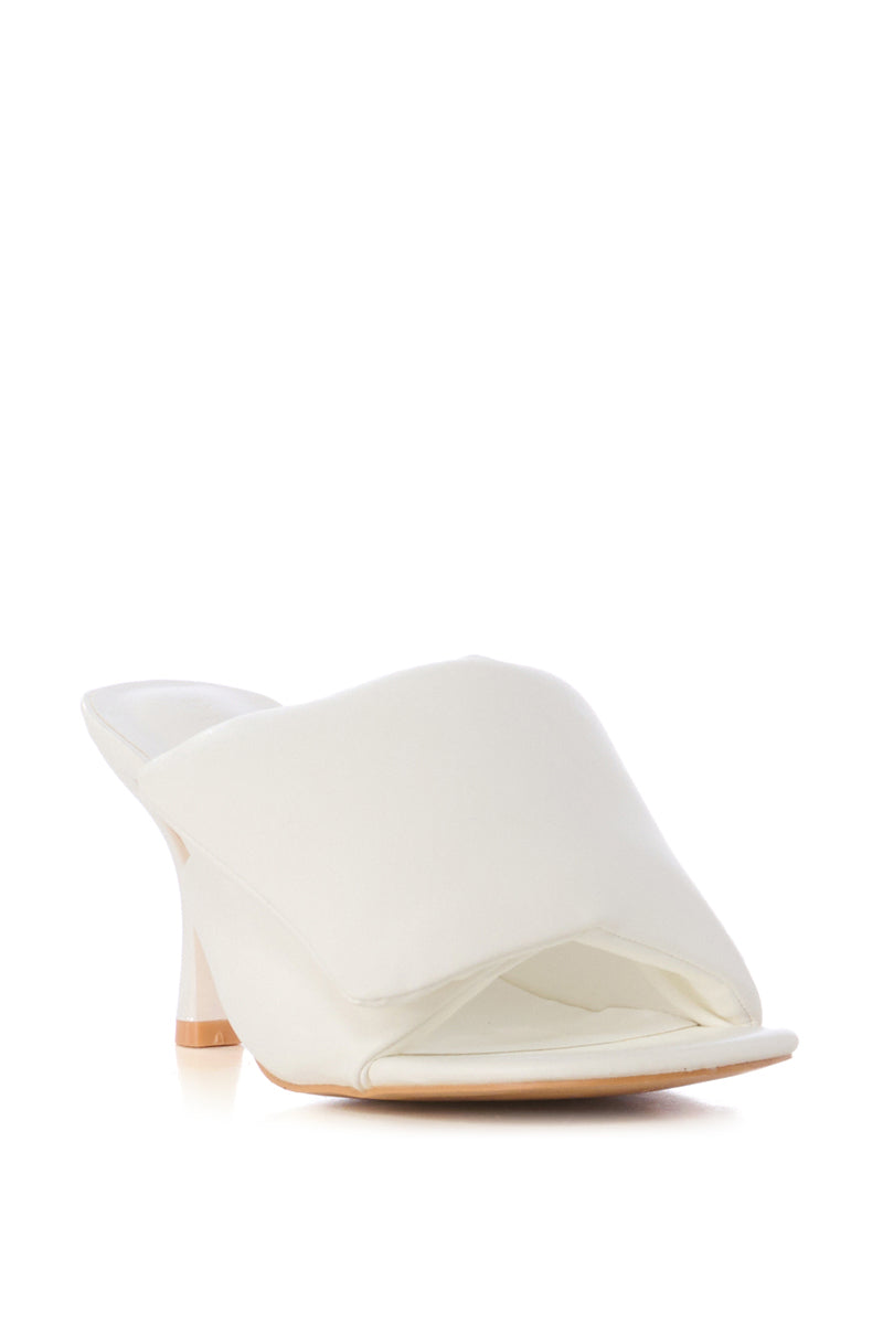 AZALEA WANG PHENOM WHITE PUFF SANDAL