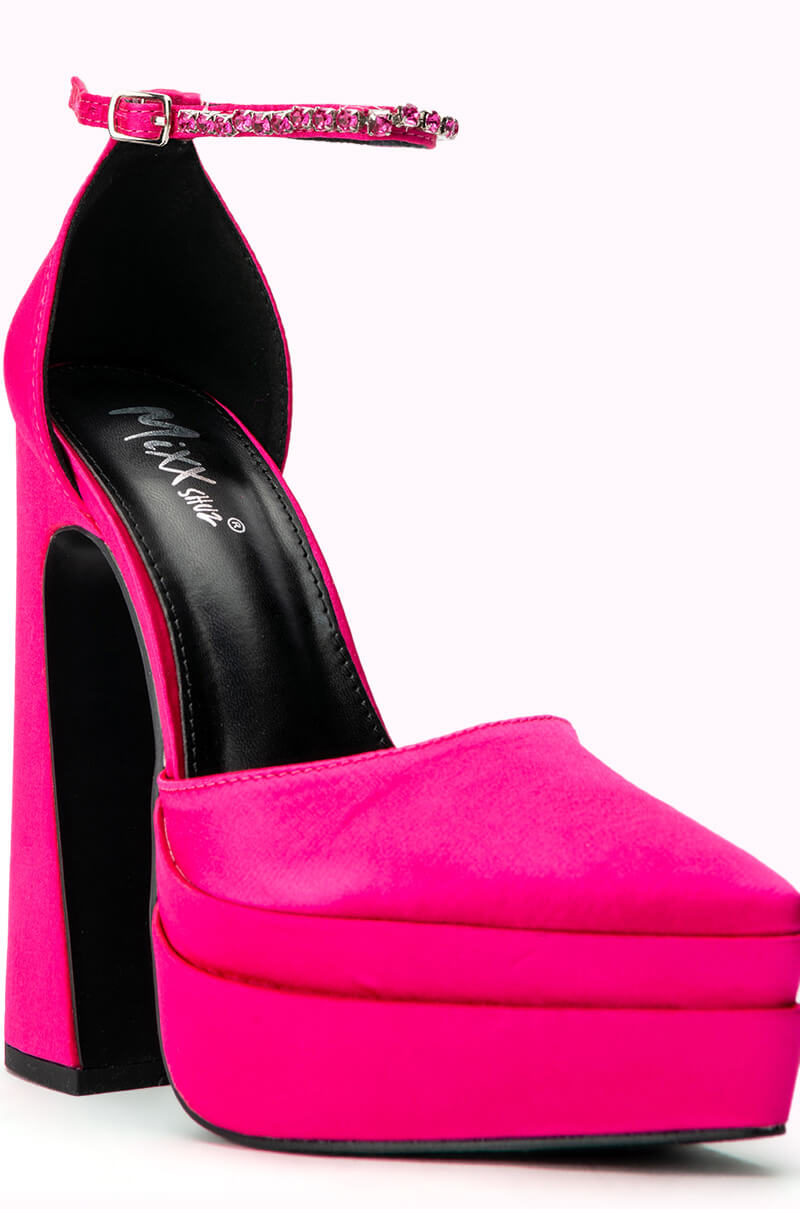 PINK CHUNKY PUMP WITH ANKLE STRAP