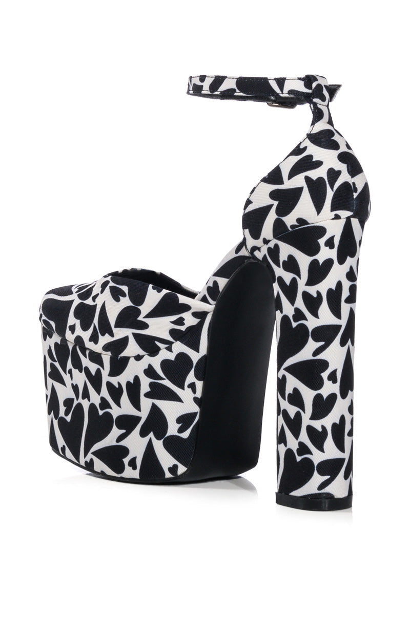 AZALEA WANG PRISCILLA PRINTED PLATFORM PUMP