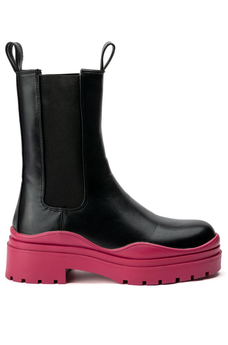 AZALEA WANG GHOSTED FLATFORM CHELSEA BOOT IN FUCHSIA