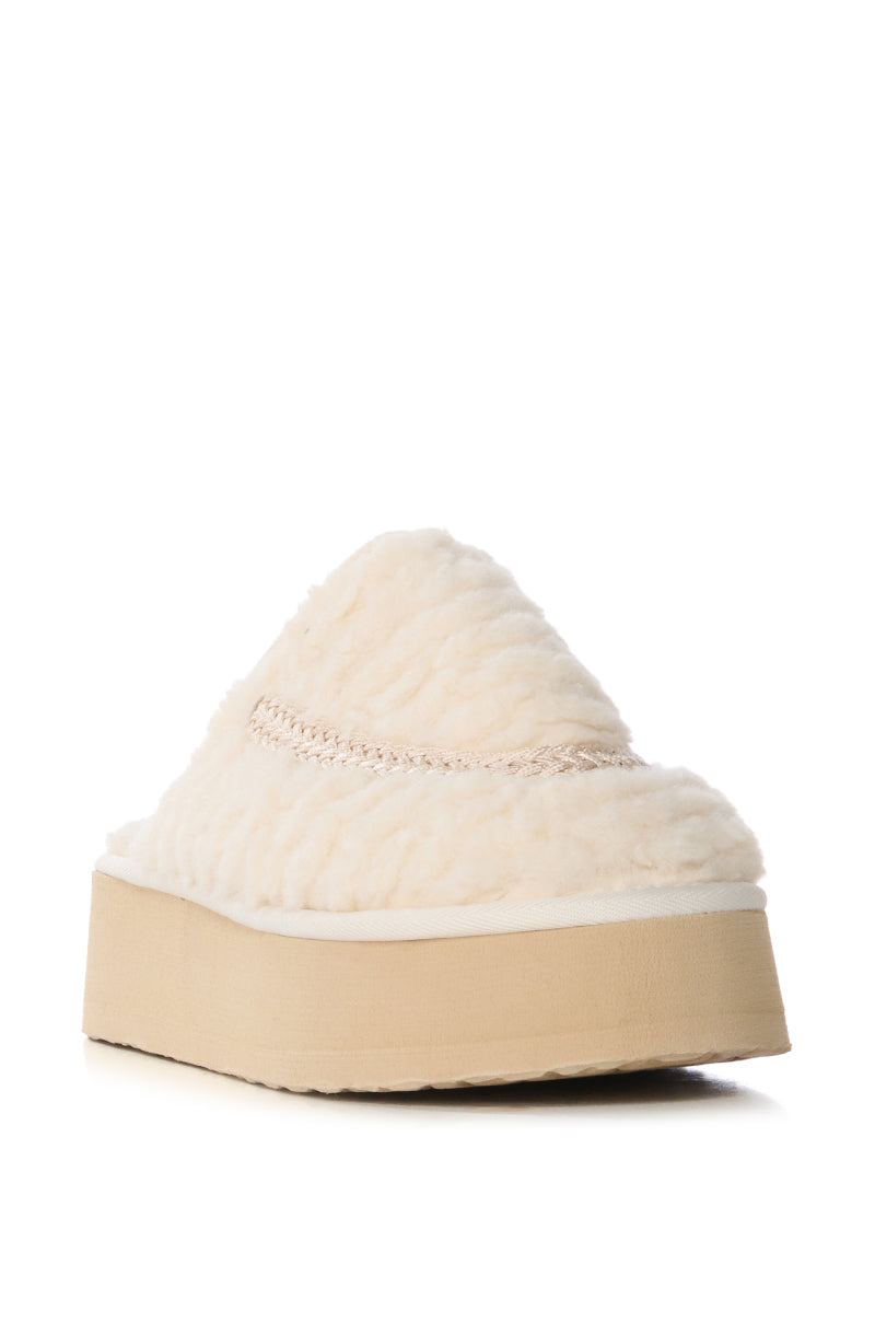 SOFTENER BEIGE FURRY SLIPPER