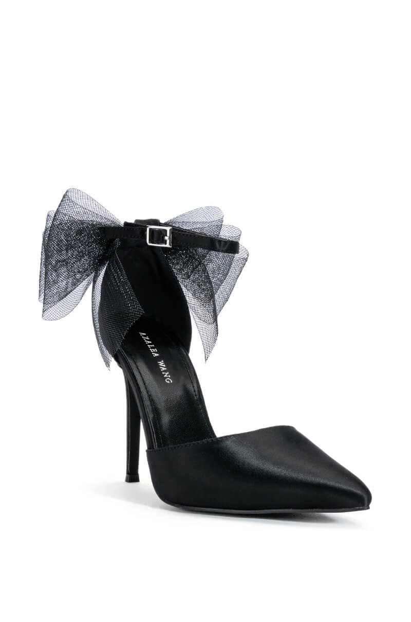 AZALEA WANG SWEETIE TRENDY BOW PUMPS IN BLACK