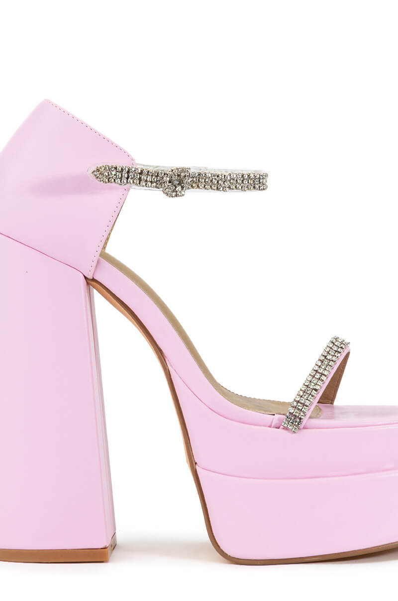 PEGGIE CHUNKY PLATFORM SANDAL IN PINK