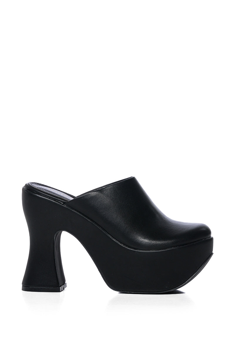 AZALEA WANG MINKA PLATFORM CHUNKY MULE IN BLACK