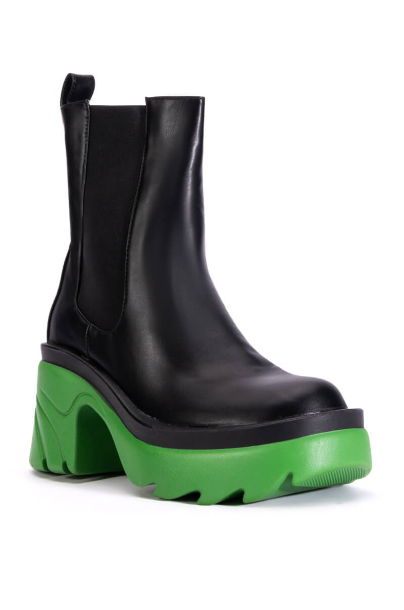 AZALEA WANG PRIMROSE GREEN SOLE CHUNKY BOOTS IN BLACK