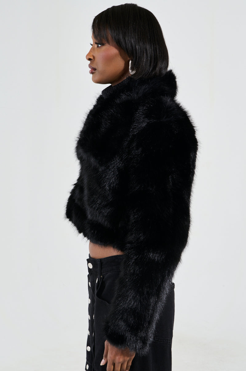 CADENCE FAUX FUR IN BLACK