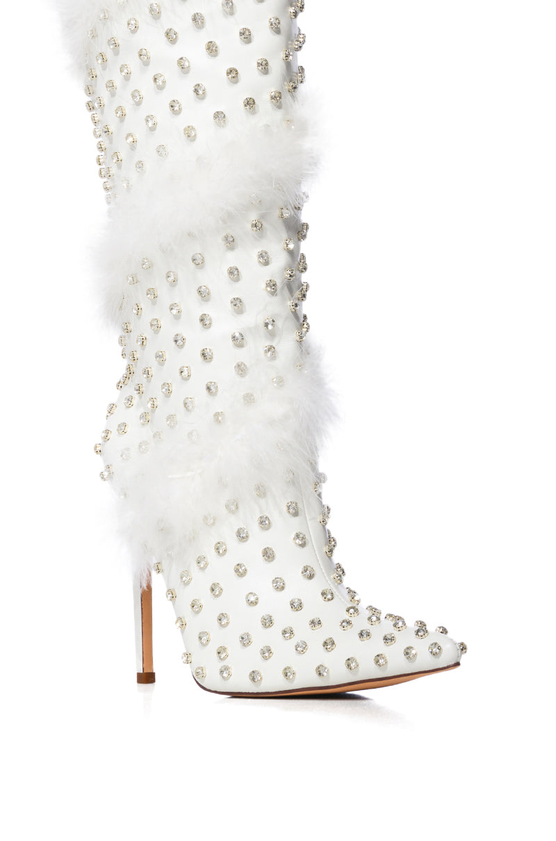 AZALEA WANG GARDENIA FEATHER EMBELLISHED BOOT IN WHITE