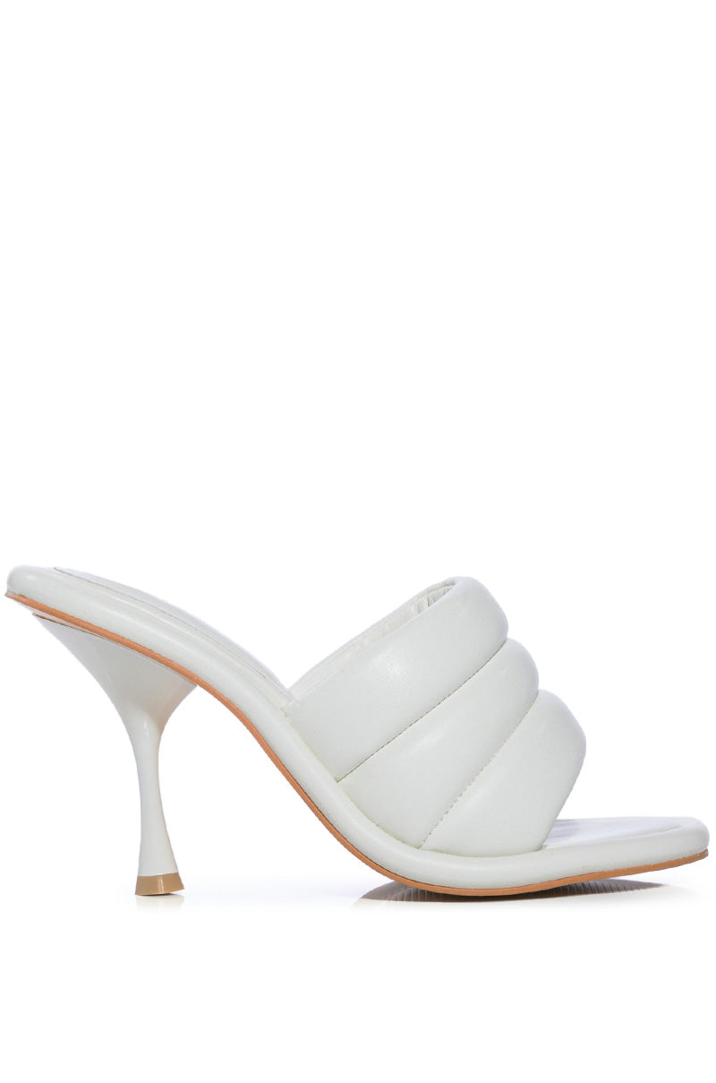 AZALEA WANG CHEY STILETTO PUFFER SANDAL IN WHITE