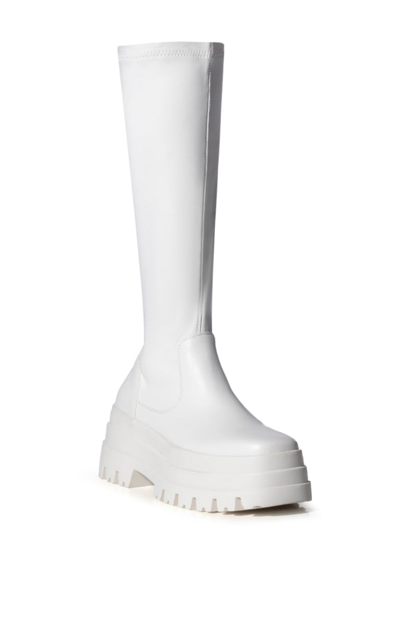 AZALEA WANG ARETHA STRETCH BOOT IN WHITE