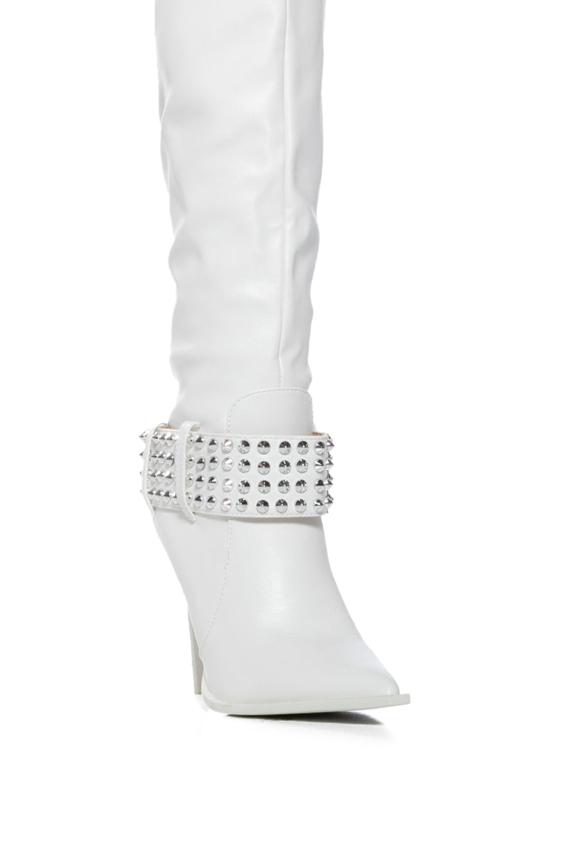 AZALEA WANG MARLENA SILVER STUDDED CREAM BOOT