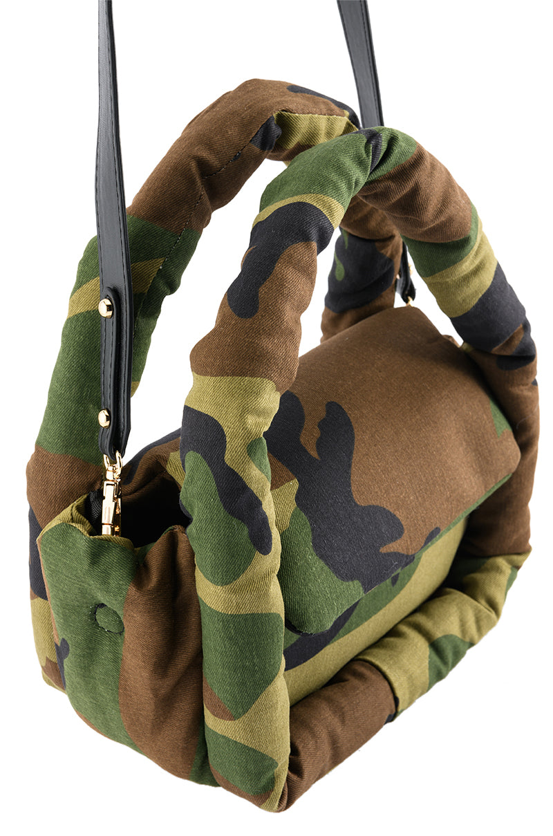 CAMO PUFFER BAG